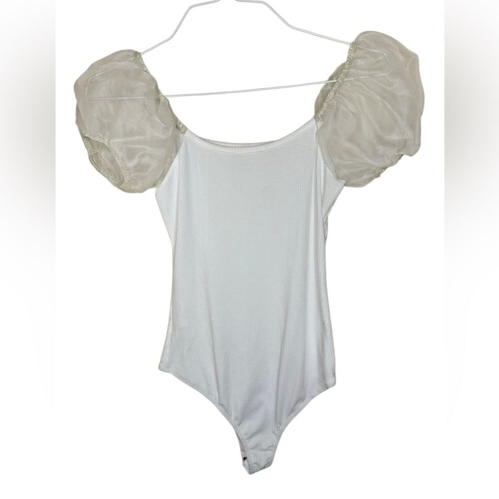 Altar’d State Elegant White puff sheer sleeve Bodysuit Size Small